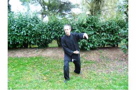 Saisir la queue de l'oiseau &agrave; droite