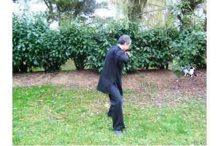 Ramener jambe gauche