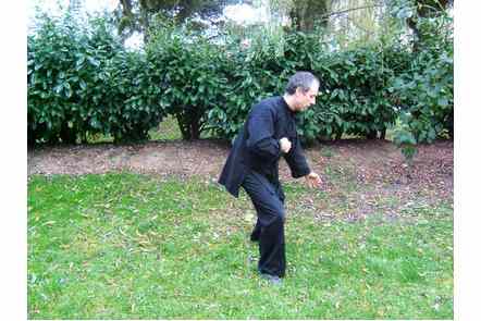 Ramener jambe gauche