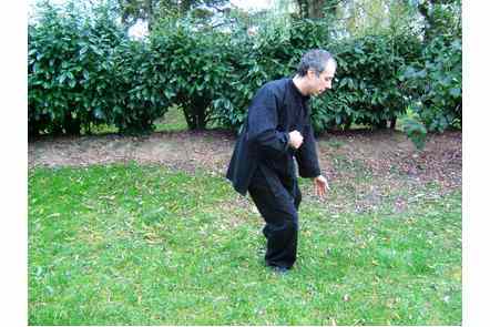 Ramener jambe gauche