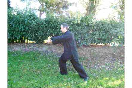 Ramener &agrave; deux mains