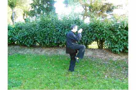 Parade &agrave; droite