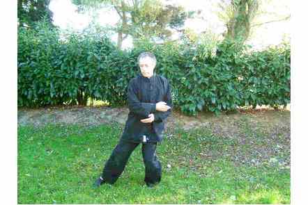 Jeter les mains droite et gauche