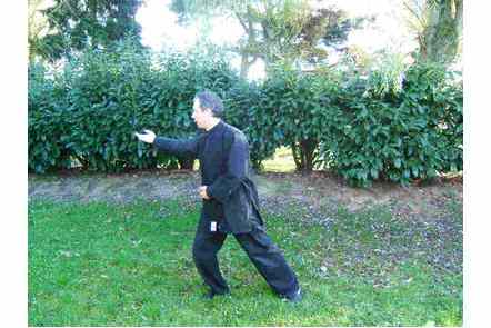 Jeter les mains droite et gauche