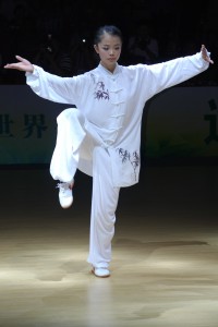 Mme LONG Jiaoer Championne du monde 2014 Style Jian (pe).